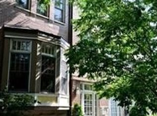 1602 W Grace St, Chicago, IL 60613