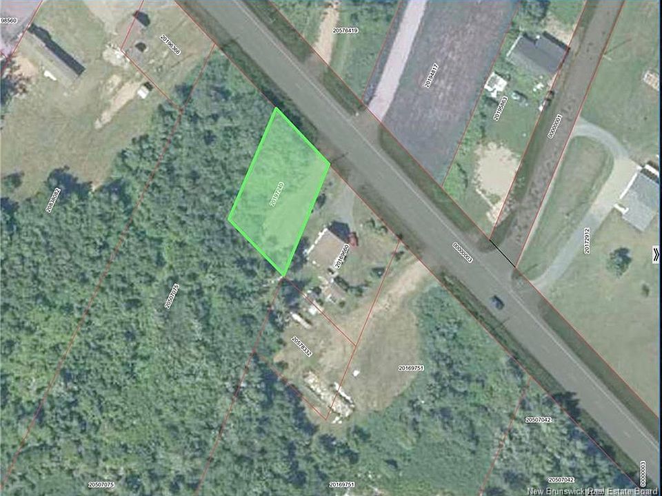 2nd image of LOT Pointe Sauvage Rd
