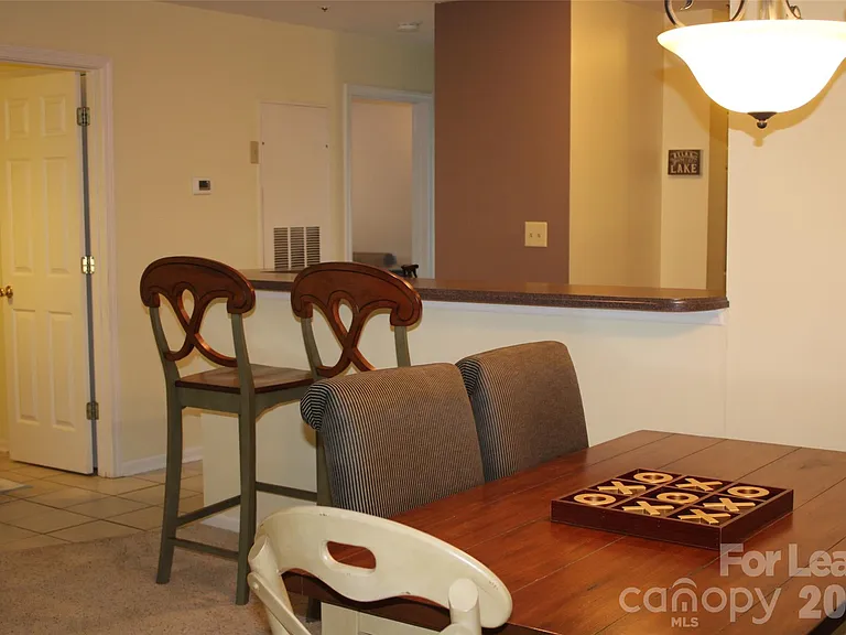 763 Southwest Dr — Photo 16