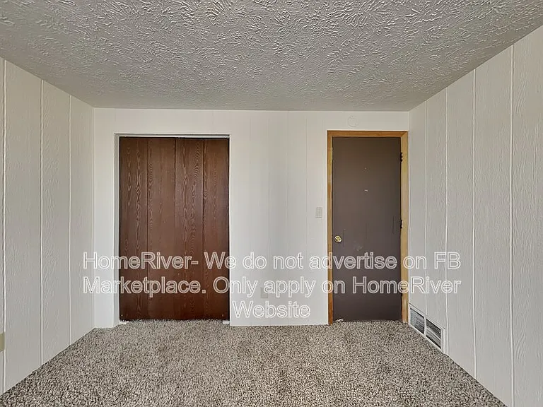 4708 S Glenrose Rd — Photo 9