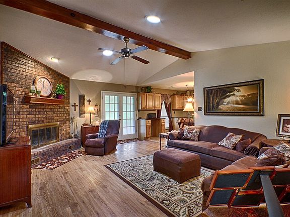 5th image of 4517 Forest Hills Dr