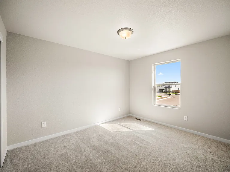 7991 Goldenray Pl — Photo 35