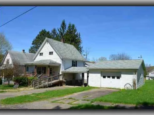 11 Pratt St, Sheffield, PA 16347