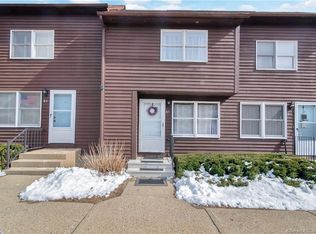 87 Furnace Ave APT E5, Stafford Springs, CT 06076