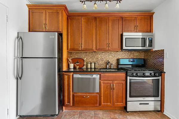 Sold by Compass | media 2