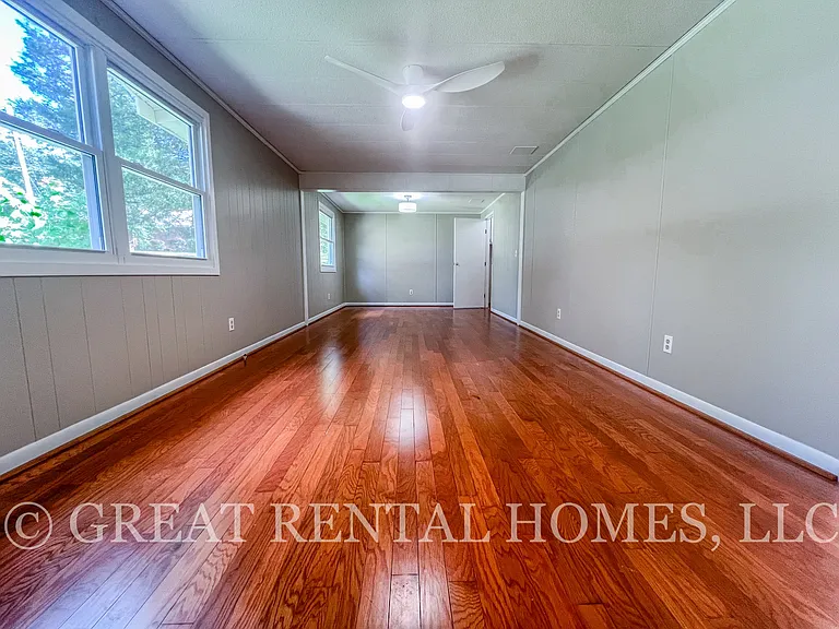 201 Chesterfield Pl — Photo 23
