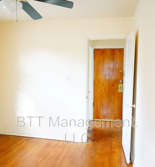 8400 Greenwood Ave #4 — Photo 28