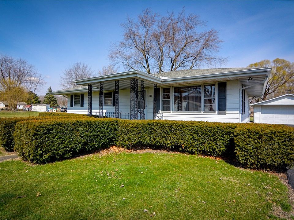 454 E North St, Niantic, IL 62551 Zillow