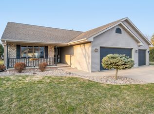 N7900 State Park Rd, Sherwood, WI 54169