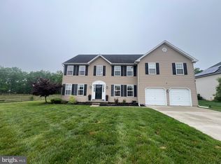 23 Cardinal Ln, Sicklerville, NJ 08081