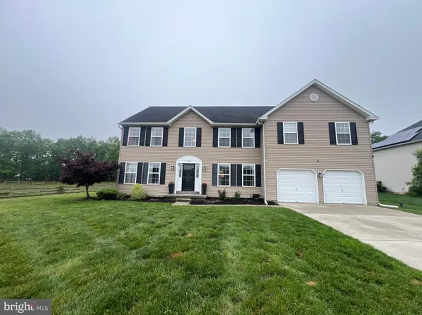 23 Cardinal Ln, Sicklerville, NJ 08081