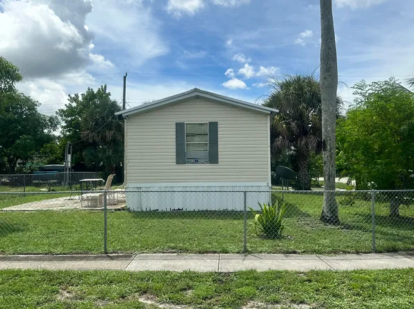 5864 Cartier Rd, West Palm Beach, FL 33417