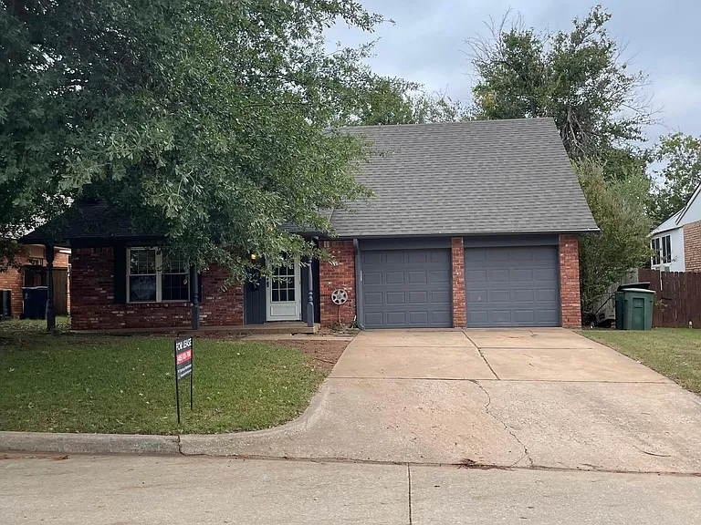 640 Reynolds Rd — Photo 1