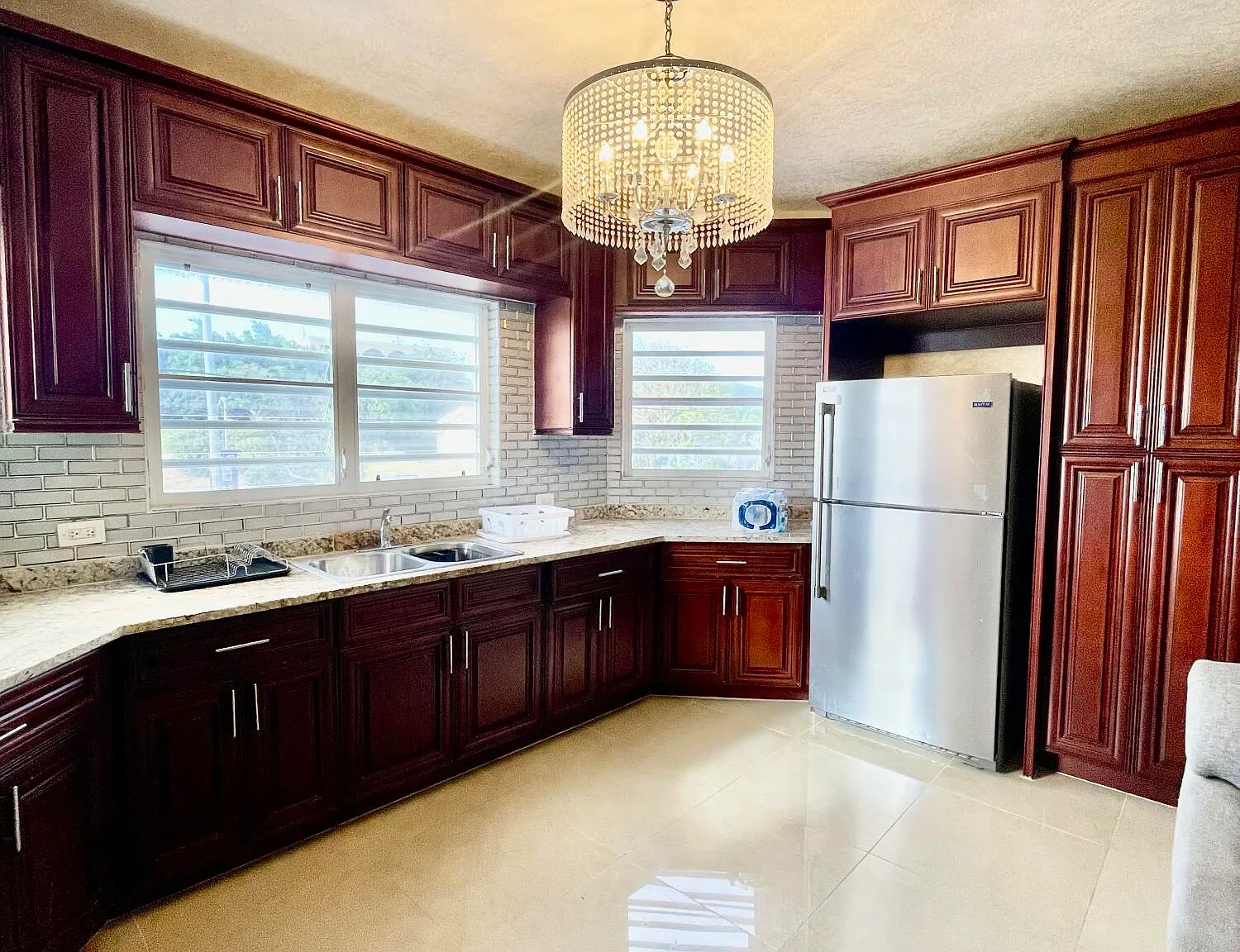 2 bed, $2,800 — Photo 2