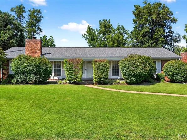 117 Windcliffe Dr, Ballwin, MO 63021