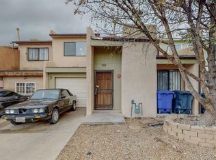 208 Shawnee Ct SE #1, Albuquerque, NM 87108