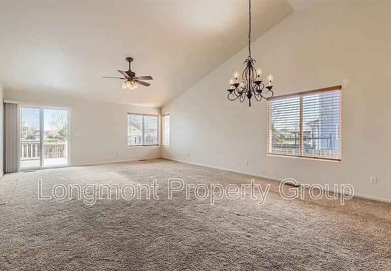 5735 Prairie Cir — Photo 7