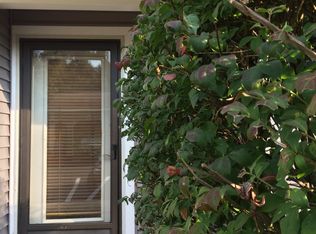 103 Sugartree Ln #103, South Burlington, VT 05403