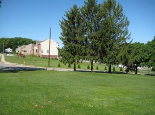 535 Bankert Rd, Hanover, PA 17331