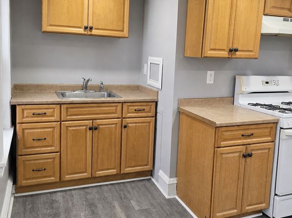 4933 N Camac St Floor 3