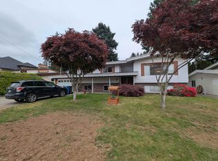 2114 Lynden St, Abbotsford, BC V2T 3B5