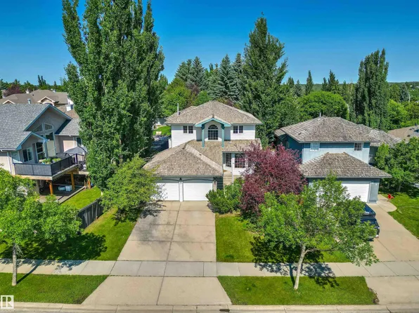 6 Oakridge Dr S, Saint Albert, AB T8N 6E4