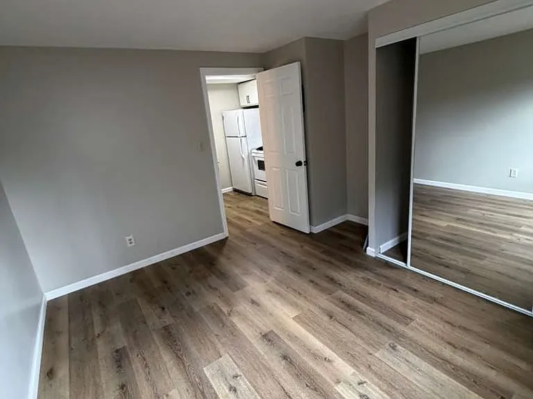 3317 Henninger Rd — Photo 25