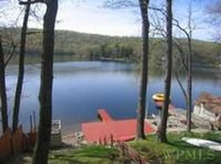 31 Chippewa Rd, Putnam Valley, NY 10579