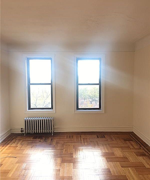 1st image of 4209 47th Ave APT 4H