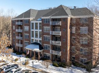 12000 Tralee Rd Unit 402, Lutherville Timonium, MD 21093