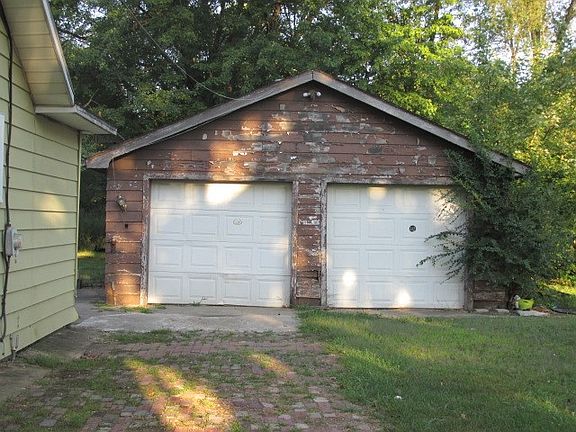 3rd image of 52871 County Road 11