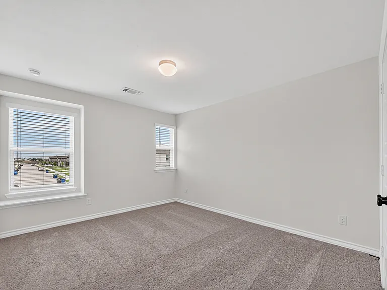 1567 Dukeswood Dr — Photo 8