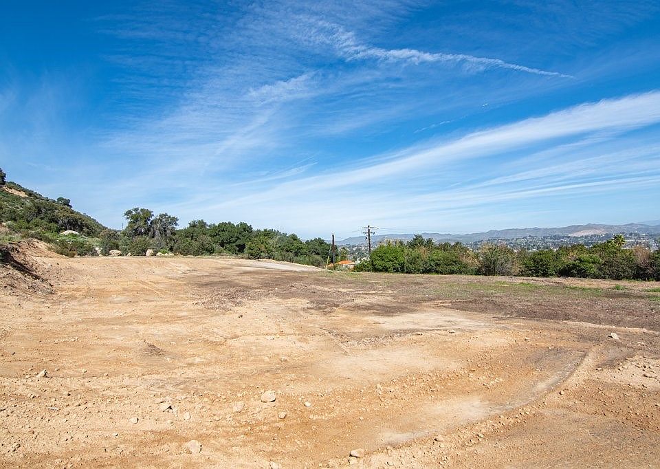 1st image of 30 Lakeview