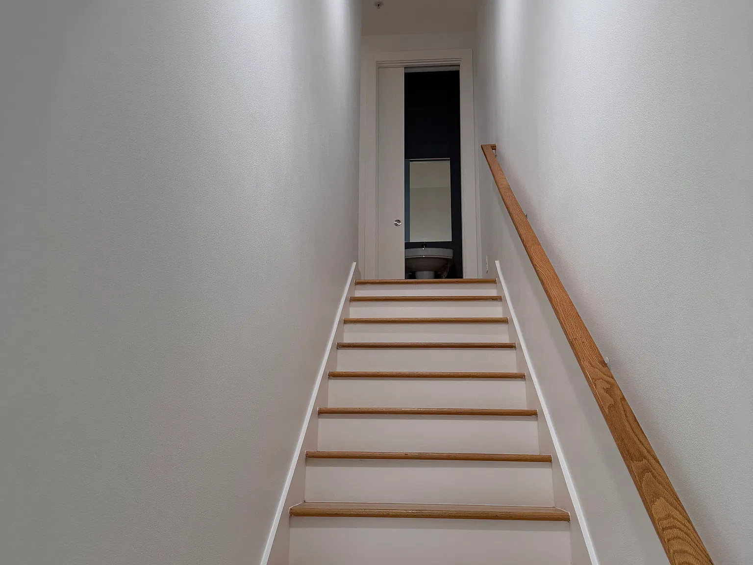2 bed, 2.5 bath, 1613 sqft, $3,350 — Photo 4