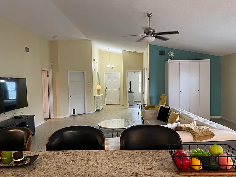 629 Batten Blvd — Photo 9
