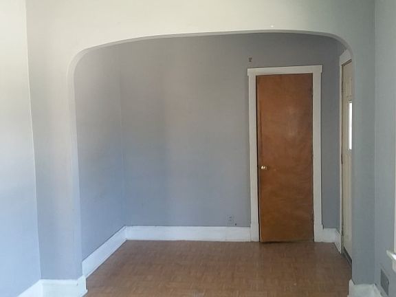 2nd image of 3257 N Kilbourn Ave