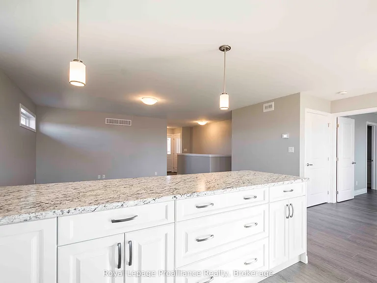 36 Rabbit Rd — Photo 9