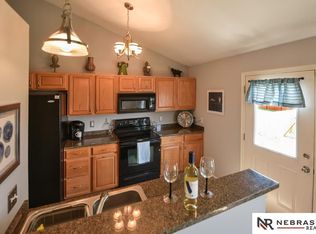8227 N 154th Ave, Bennington, NE 68007