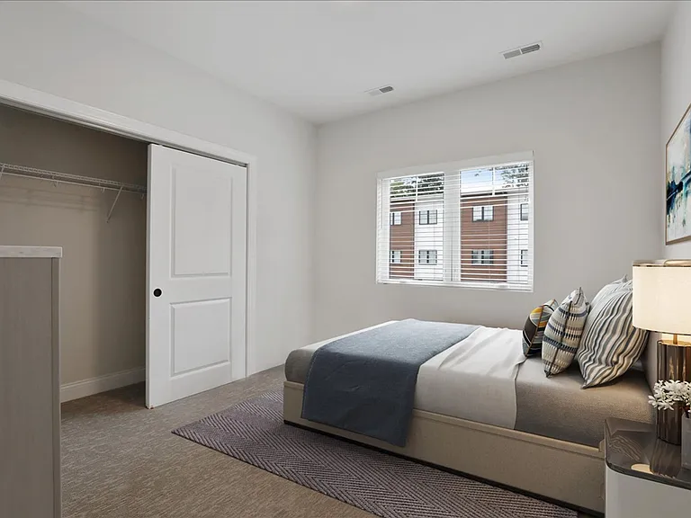 302 W Clark St — Photo 6
