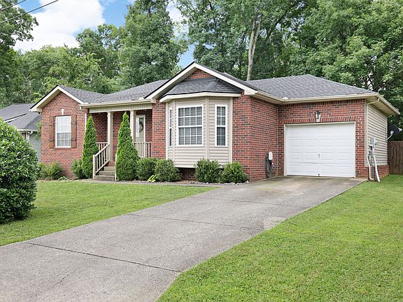 3rd image of 206 Christine Dr