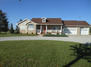 7562 W 349th St, Lebo, KS 66856