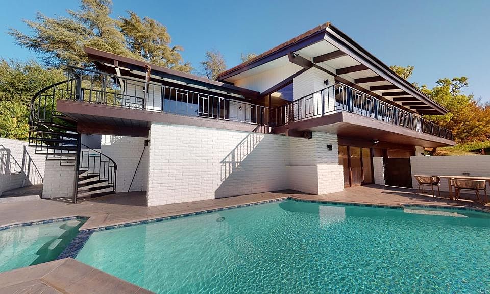 1st image of 15404 Pauma Valley Dr