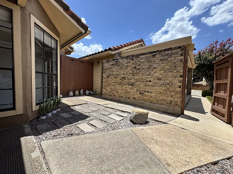 4254 Cuesta Dr — Photo 19