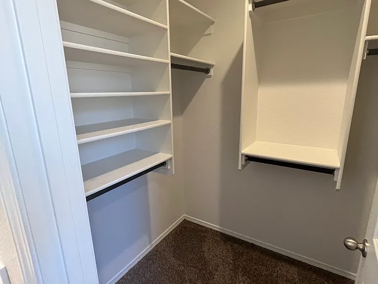 4489 Skyline Loop NE — Photo 14
