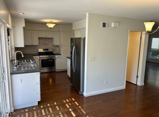 13956 Chelmsford Walk, Westminster, CA 92683