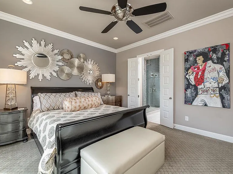 1235 E Adelaide Ln — Photo 17