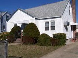 1329 Little Neck Ave, Bellmore, NY 11710