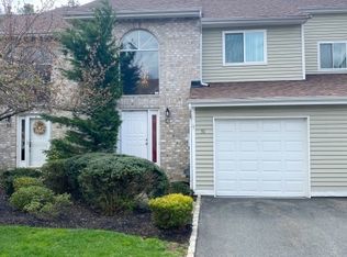 51 Castle Ridge Dr, East Hanover, NJ 07936