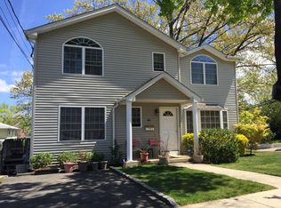 40 Linwood Rd N #A, Pt Washington, NY 11050