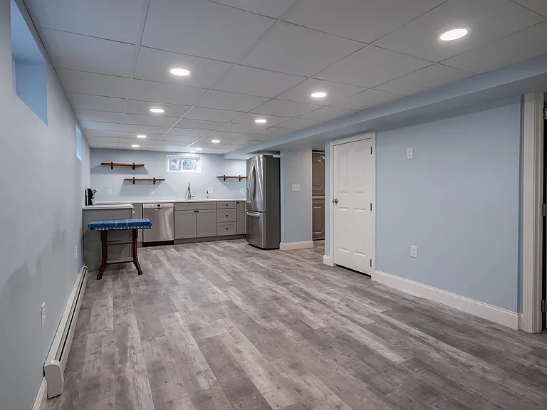 133 Raymond Rd #3 — Photo 5